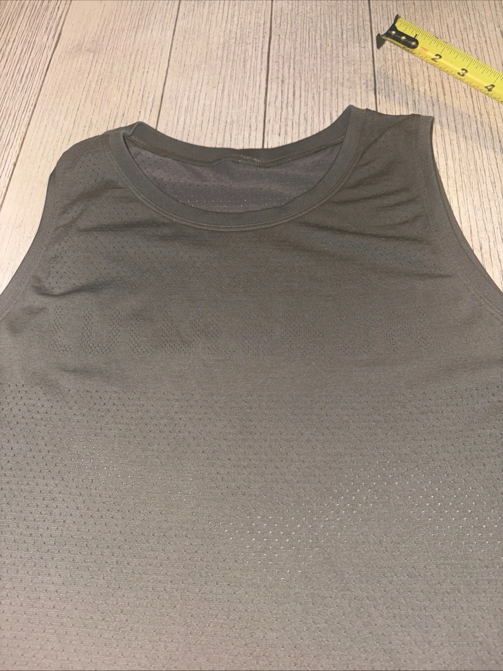 Lululemon Swiftly Breathe Crop Tank Sage Grey Size 8